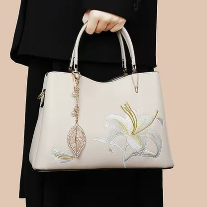 Handheld Bag-Embroidered Fragrant Lily