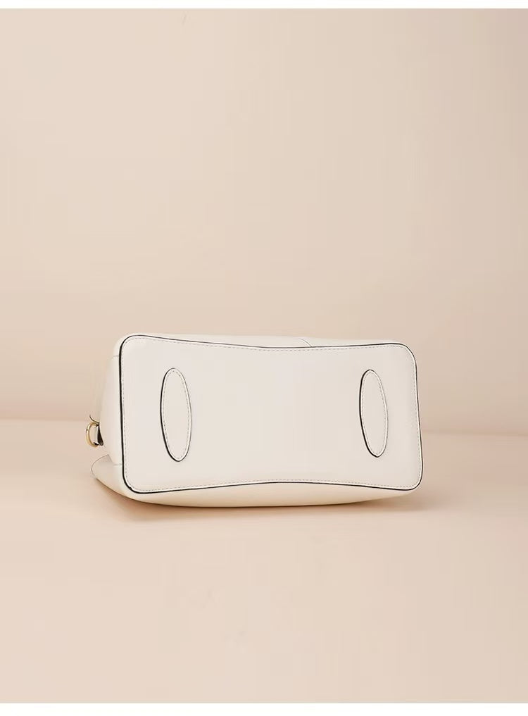 Handheld Bag-Embroidered Fragrant Lily