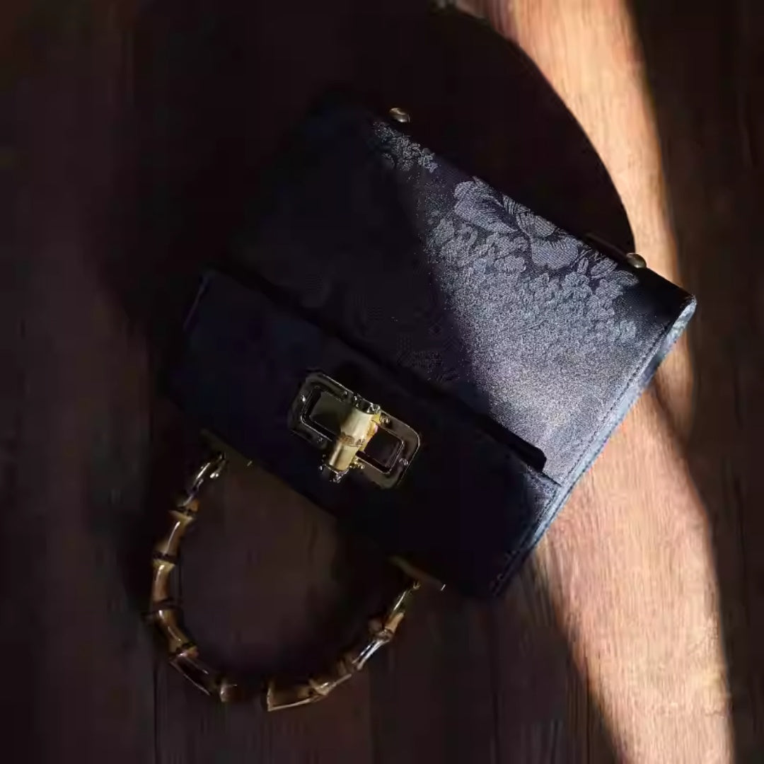 Bamboo Tote-Xiangyun yarn with blue flowers