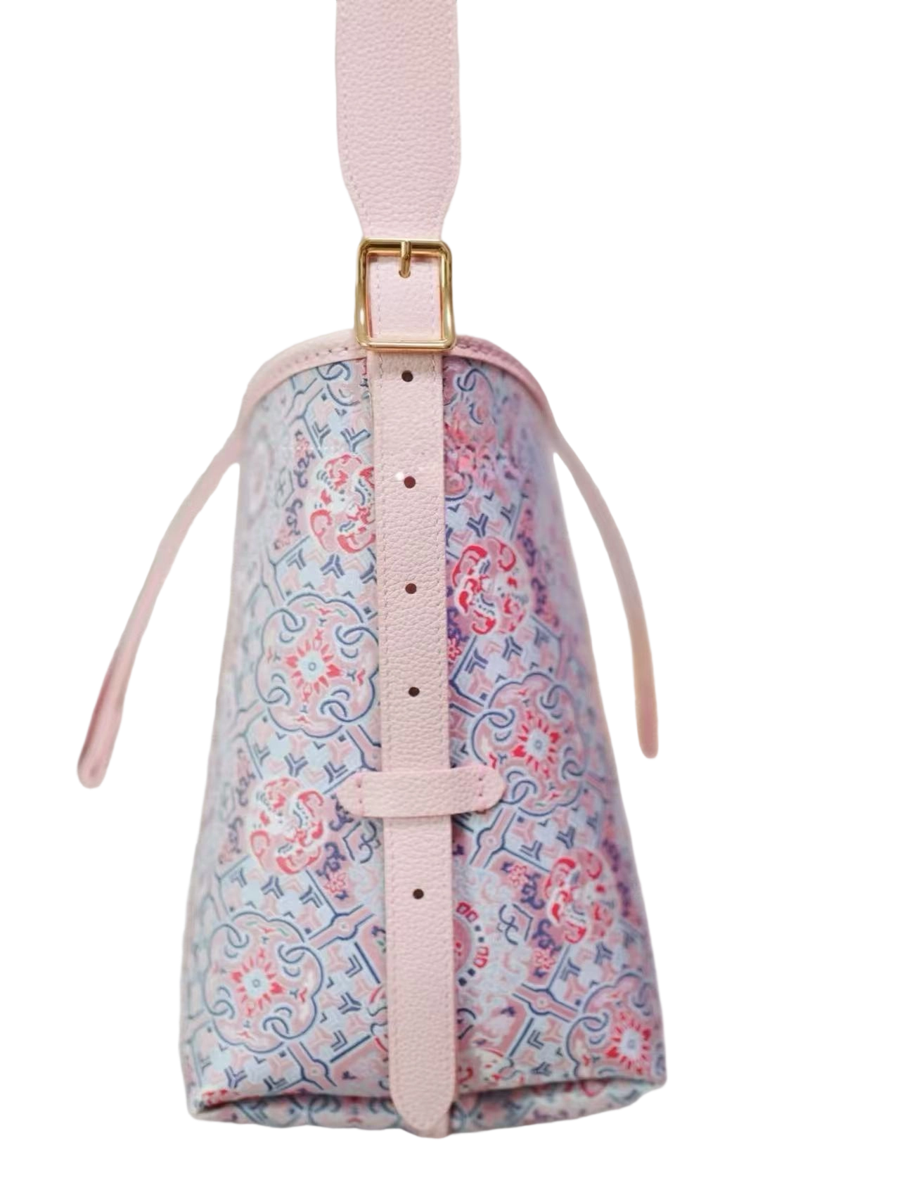 Dragon whisker bag–Zaojing Motif